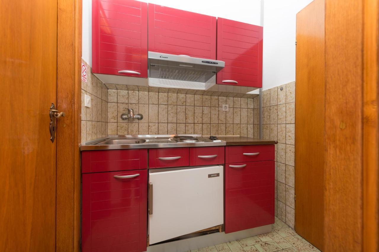 Apartmani Cesljar Makarska Kültér fotó