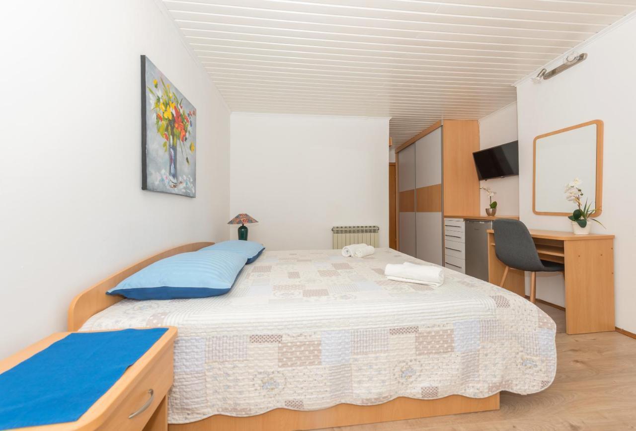 Apartmani Cesljar Makarska Kültér fotó