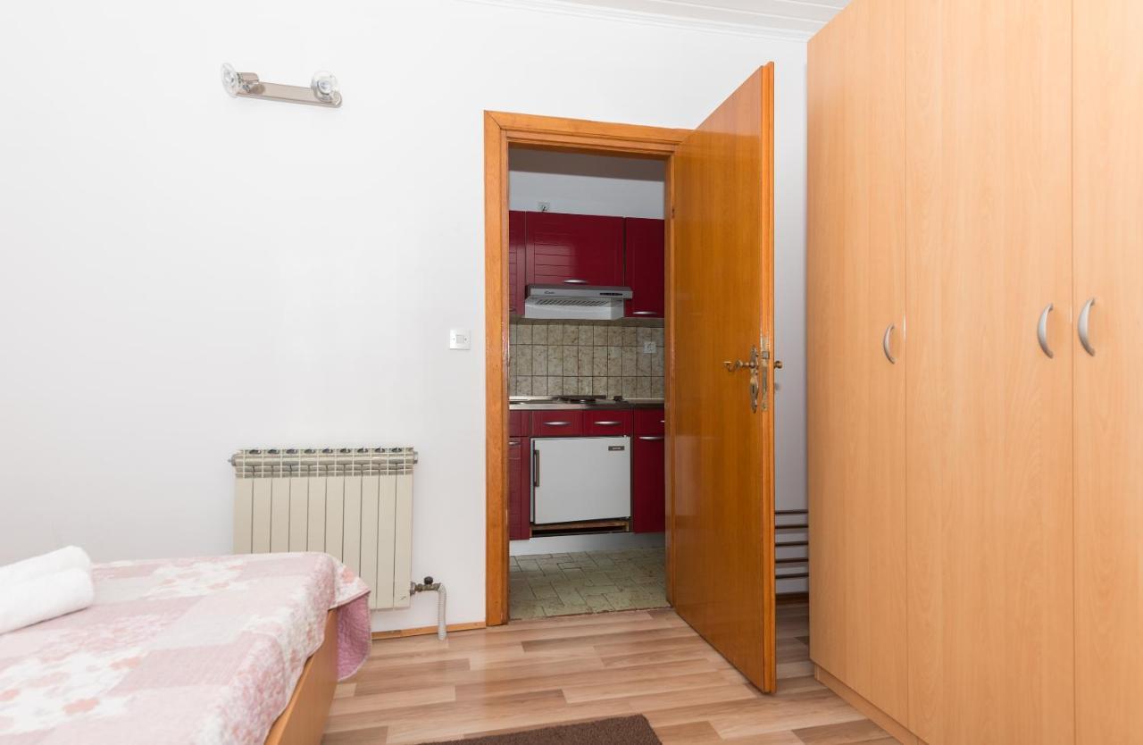 Apartmani Cesljar Makarska Kültér fotó