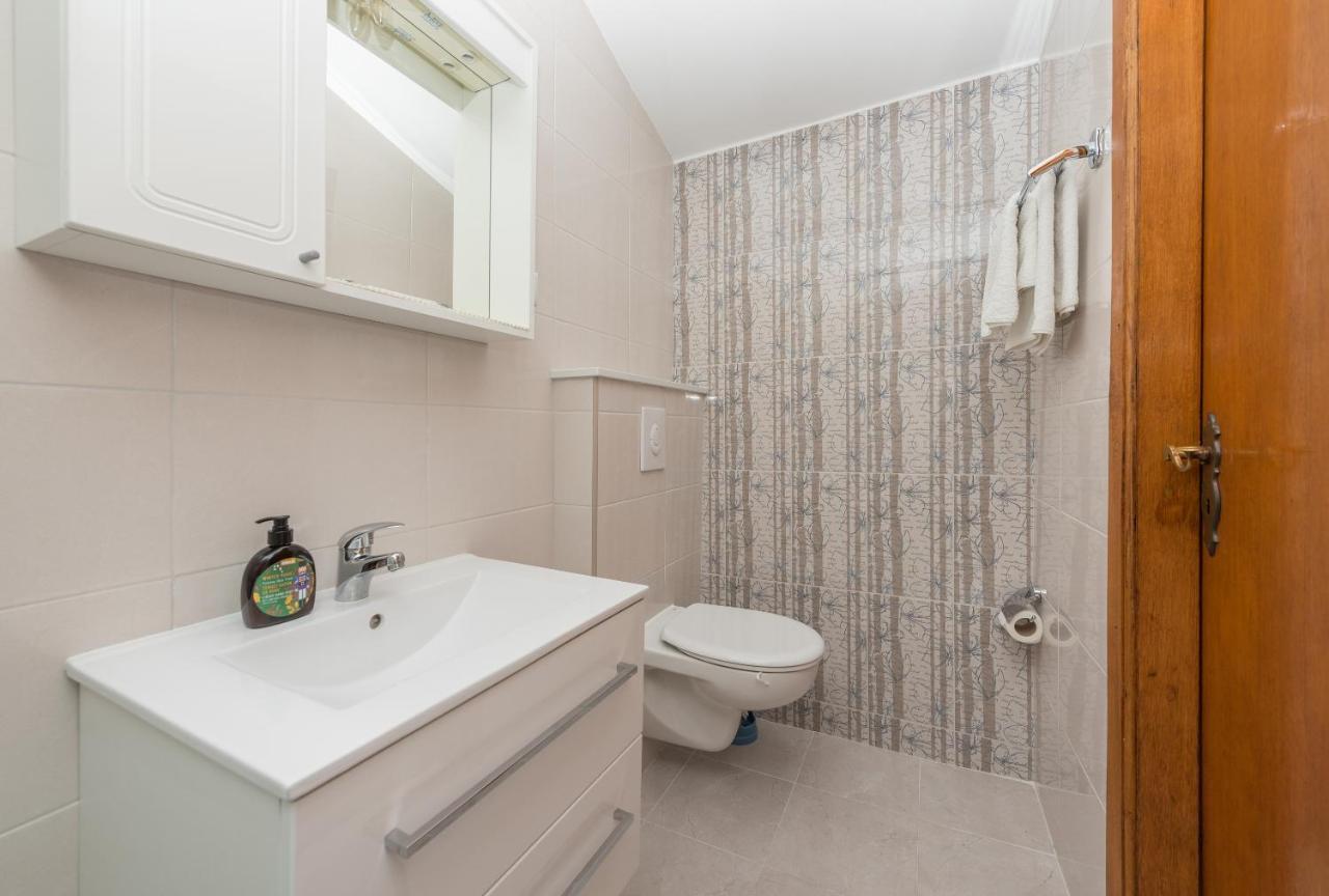 Apartmani Cesljar Makarska Kültér fotó